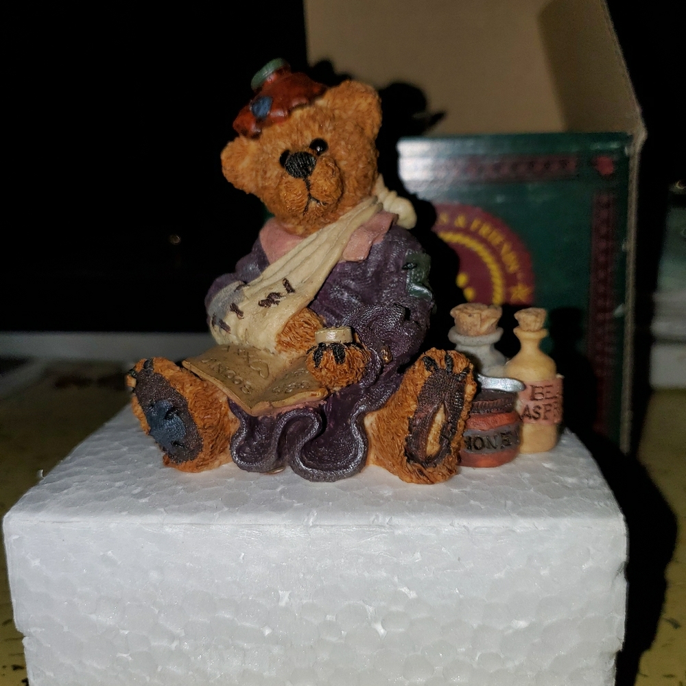 💖BOGO💖 boyds bear figurine